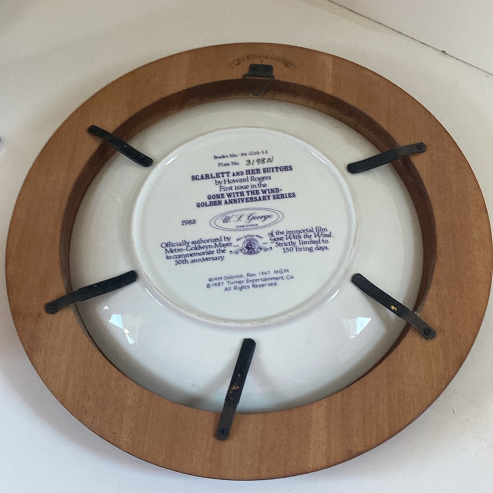 Scarlet And Her Suitors - Howard Rogers Collectible Plate Gone With The … - Picture 10 of 13